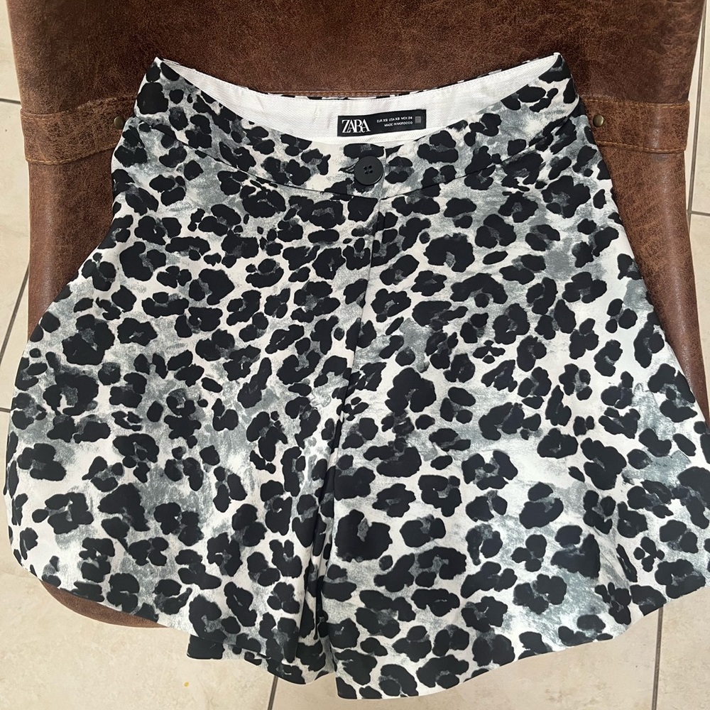 Zara dressy shorts